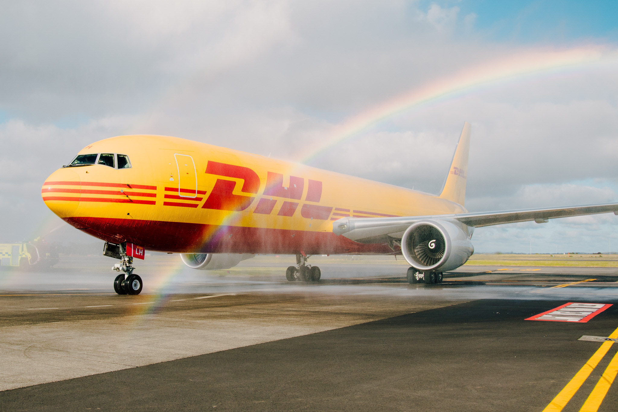 DHL new 767 Freighter 1