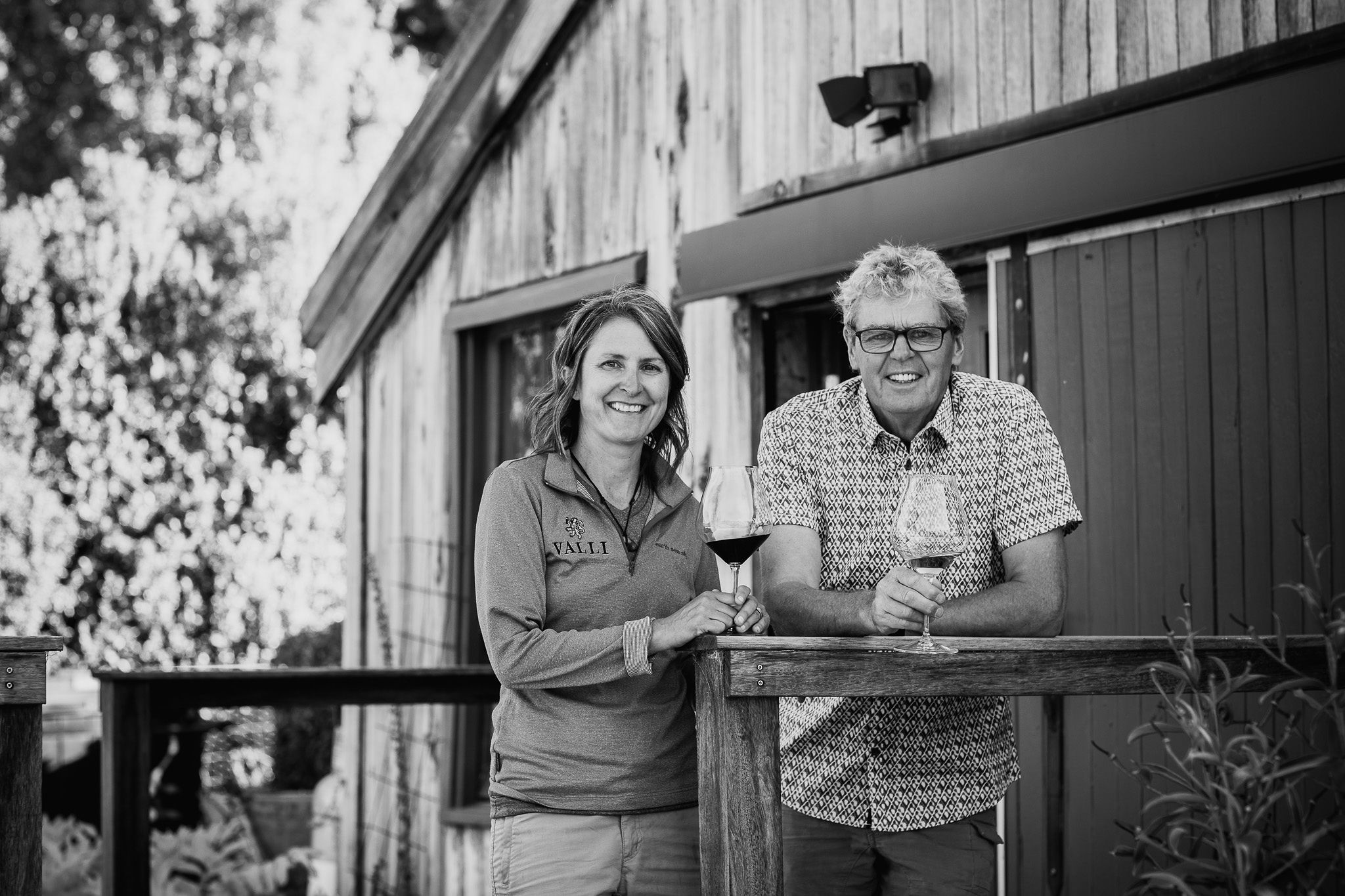 Winemaker Jen Parr and Valli founder Grant Taylor toast