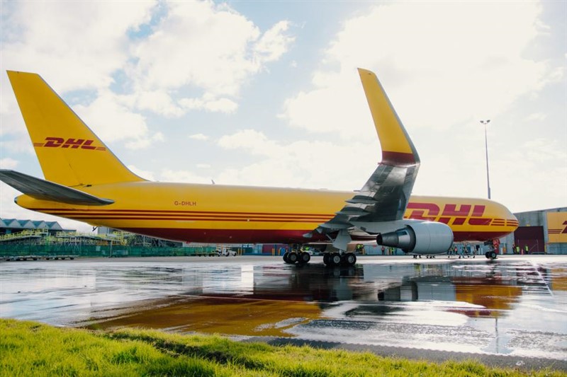 DHL new 767 Freighter 2_0 (800 x 533)
